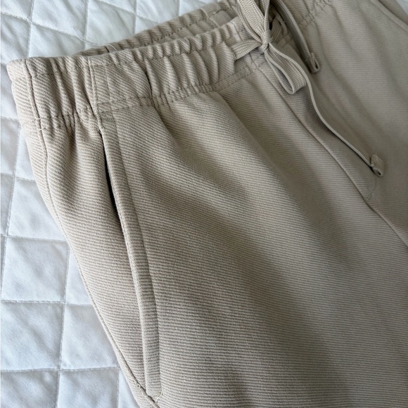 Zara Women’s Beige Joggers Ankle Length - Picture 2 of 4